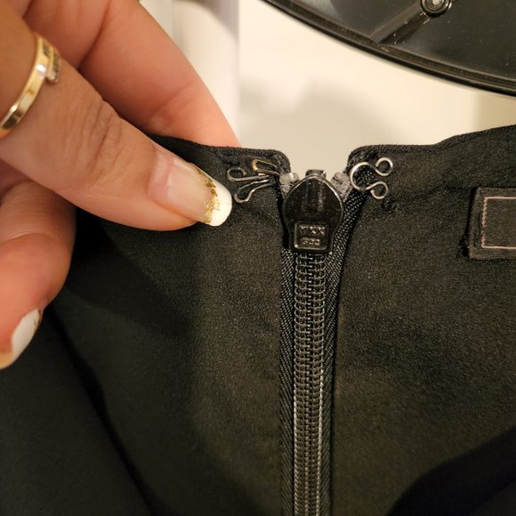 BCBGMaxAzria | Nikki Dress, Black Zippered Asymmetrical Peplum Dress, Sz 12 - Picture 12 of 16